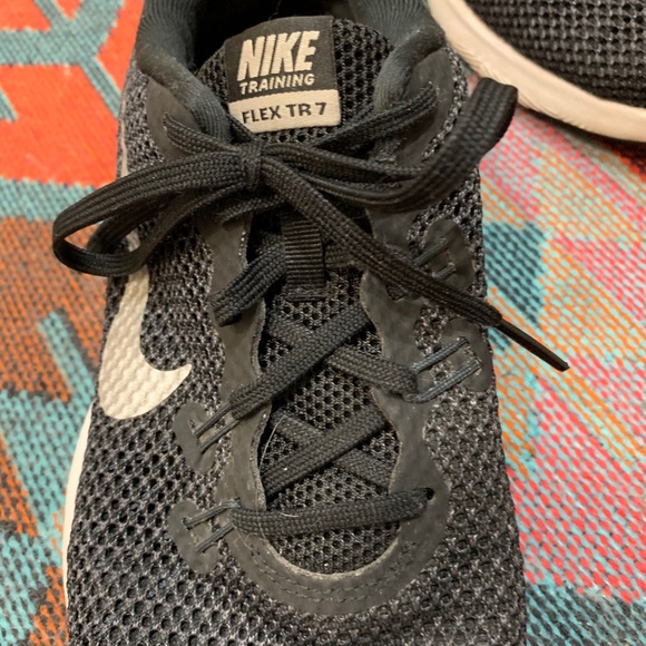 Nike Training Running Shoes - Picture 3 of 3